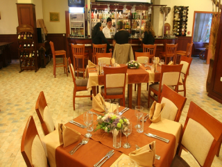 ДЖОЯ ПАРК КОМПЛЕКС - РЕСТОРАНТ